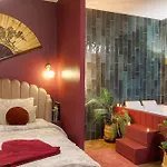 Jacuzzi Chic Et Romantique Climatise 아파트