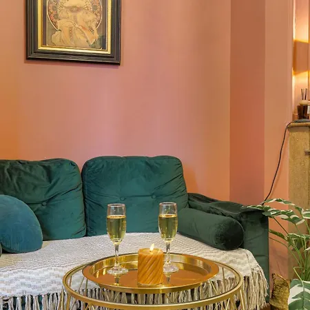 Lägenhet Jacuzzi Chic Et Romantique Climatise