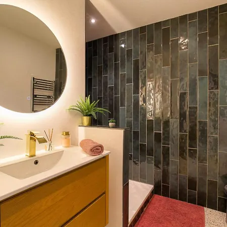 Appartement Jacuzzi Chic Et Romantique Climatisé *